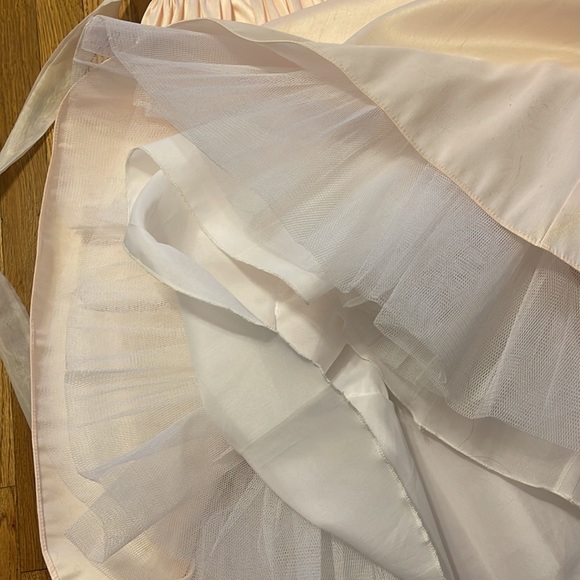 Dress - Picture 4 of 4